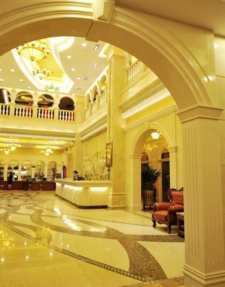 Vienna Hotel - Shenzhen Higher Education Mega Center Bagian luar foto