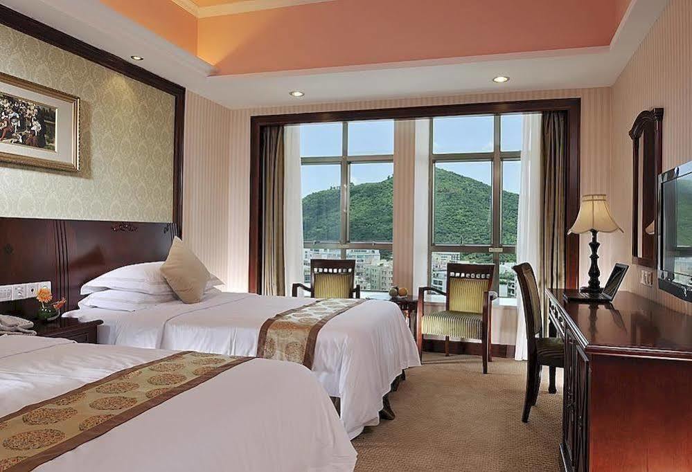 Vienna Hotel - Shenzhen Higher Education Mega Center Bagian luar foto